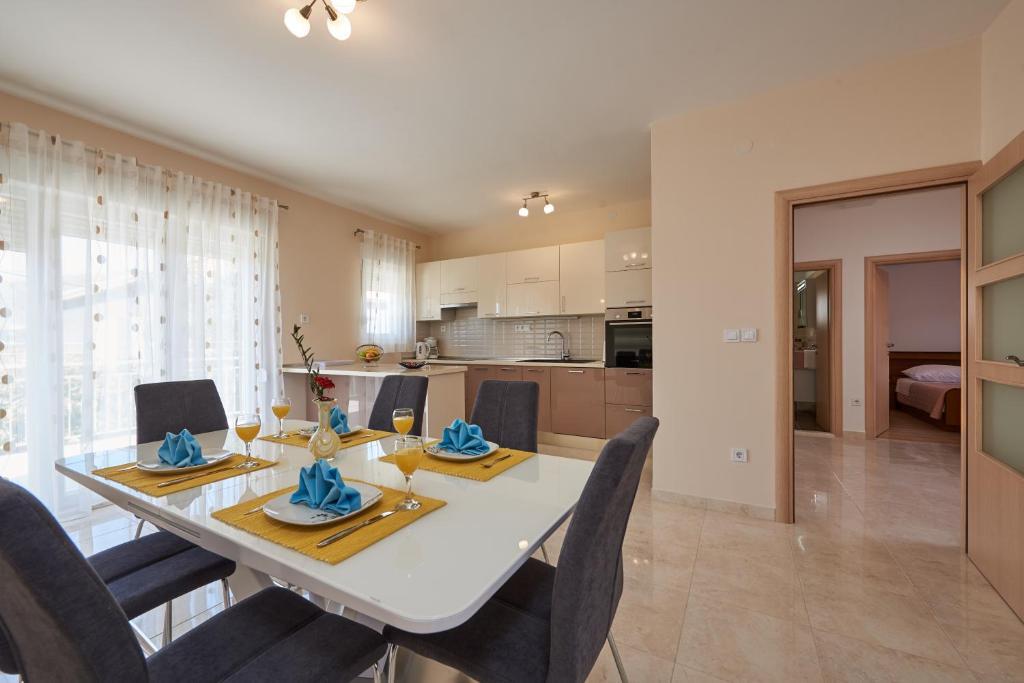 Apartman Tim Трогир Экстерьер фото